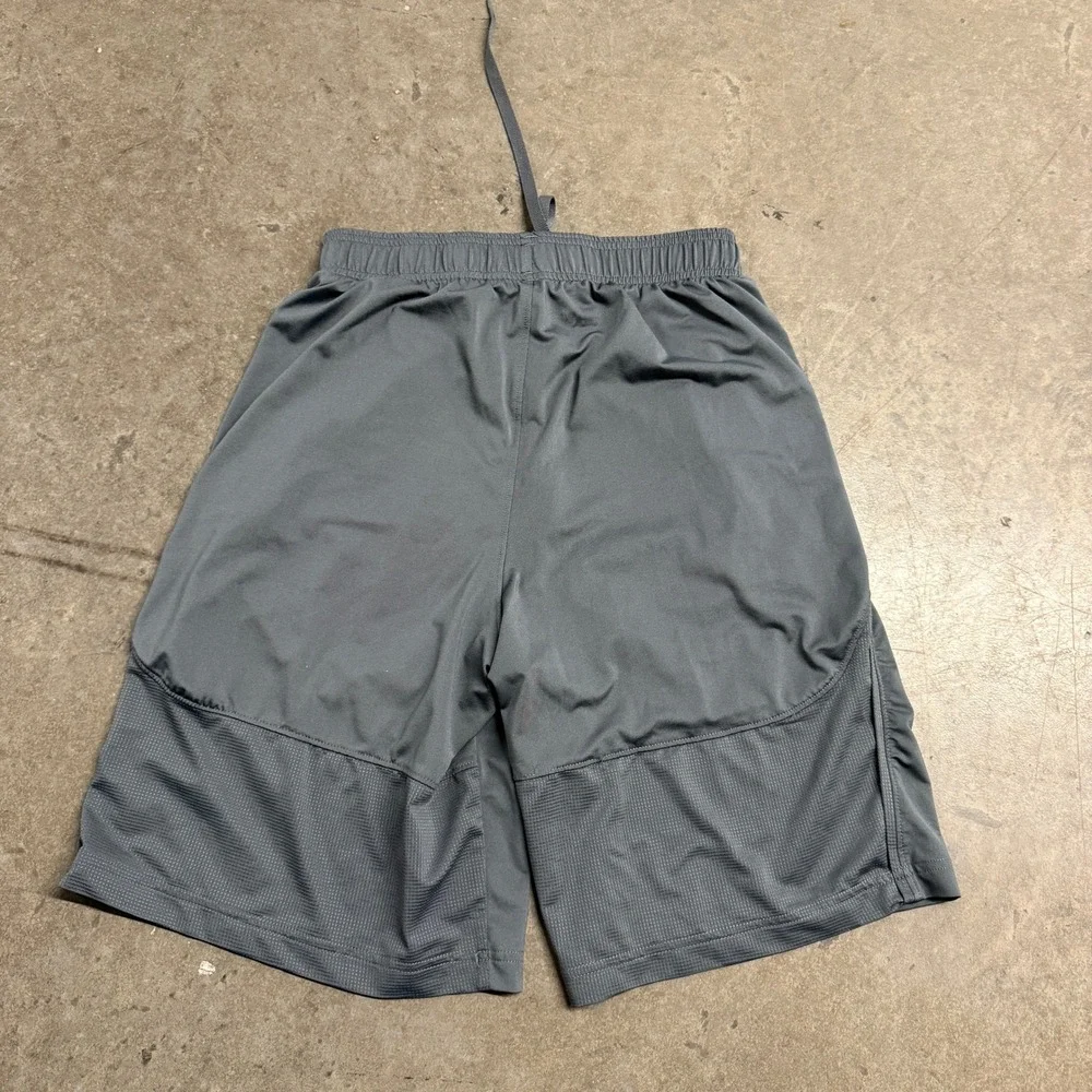Under Armour‎ Mens Gray Loose Fit Mesh Panel Athletic Basketball Shorts Small